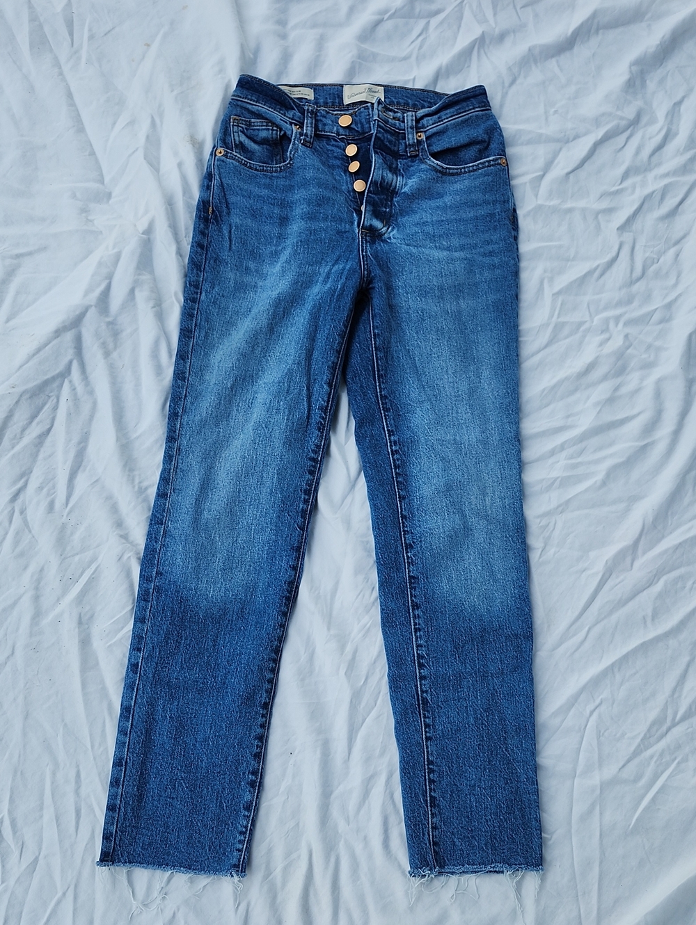 Universal Thread Women’s Blue Straight Leg Jeans with Button-Fly Size 00